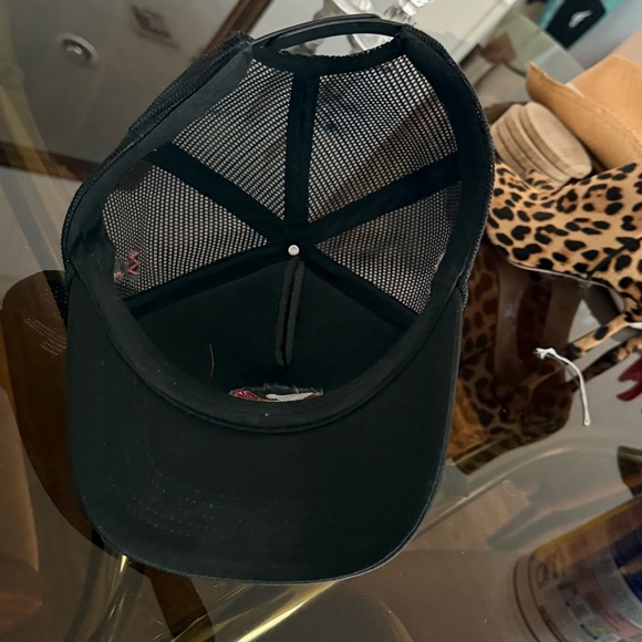 La Ropa Hat - Picture 4 of 4